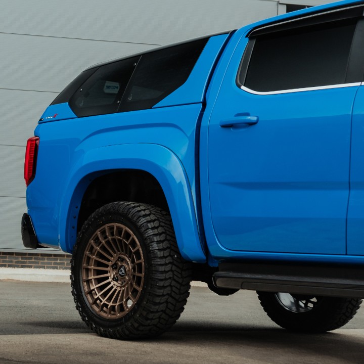 Închidere de Benă Tip Hardtop, Alpha Type-E Air, Volkswagen Amarok Cabină Dublă 2023 - Prezent - EDK.ro