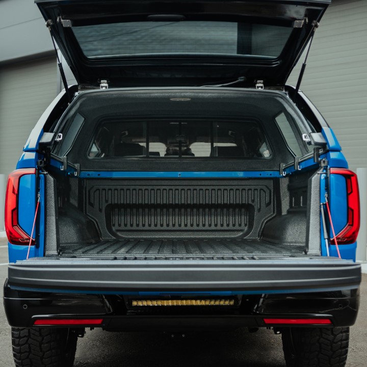 Închidere de Benă Tip Hardtop, Alpha Type-E Air, Volkswagen Amarok Cabină Dublă 2023 - Prezent - EDK.ro