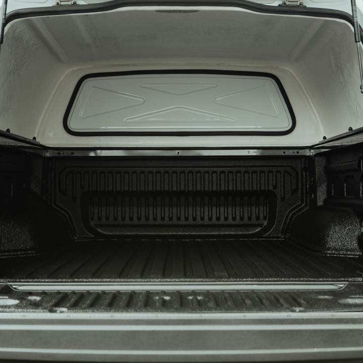 Închidere de Benă Tip Hardtop, ProTop Tradesman, Volkswagen Amarok Cabină Dublă 2023 - Prezent - EDK.ro