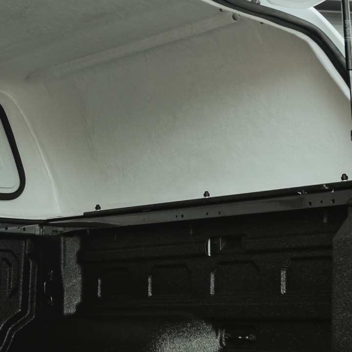 Închidere de Benă Tip Hardtop, ProTop Tradesman, Volkswagen Amarok Cabină Dublă 2023 - Prezent - EDK.ro