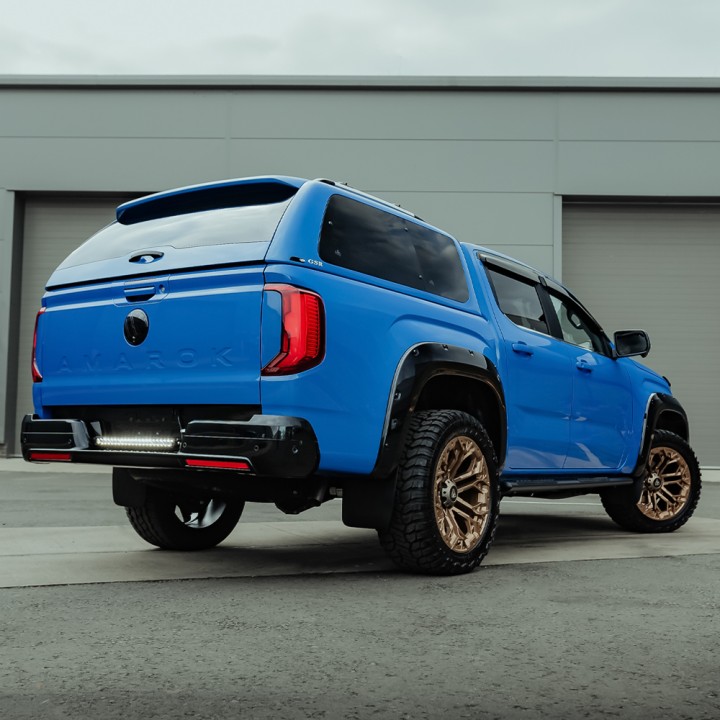 Kit de Integrare Proiectoare LED Omologate Pentru Numărul de Înmatriculare, Predator, Volkswagen Amarok Cabină Dublă 2023 - Prez