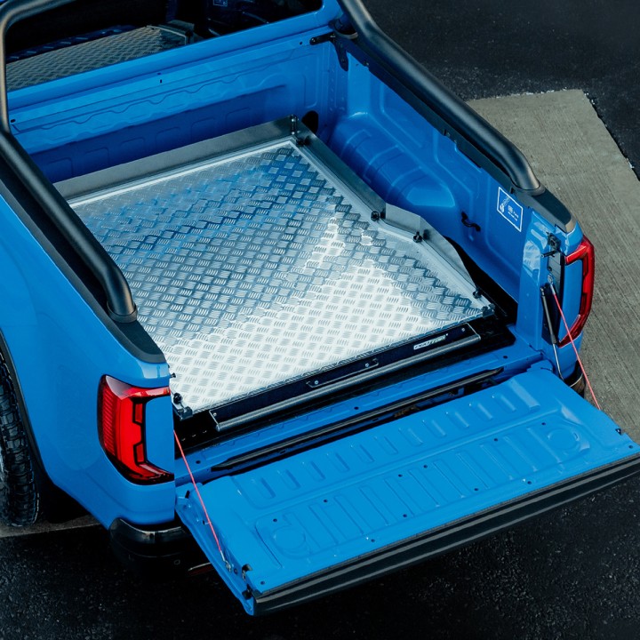 Sliding Bed Tray, ProTop Full-Width - Alloy, Volkswagen Amarok Double Cab 2023 - Present - EDK.ro
