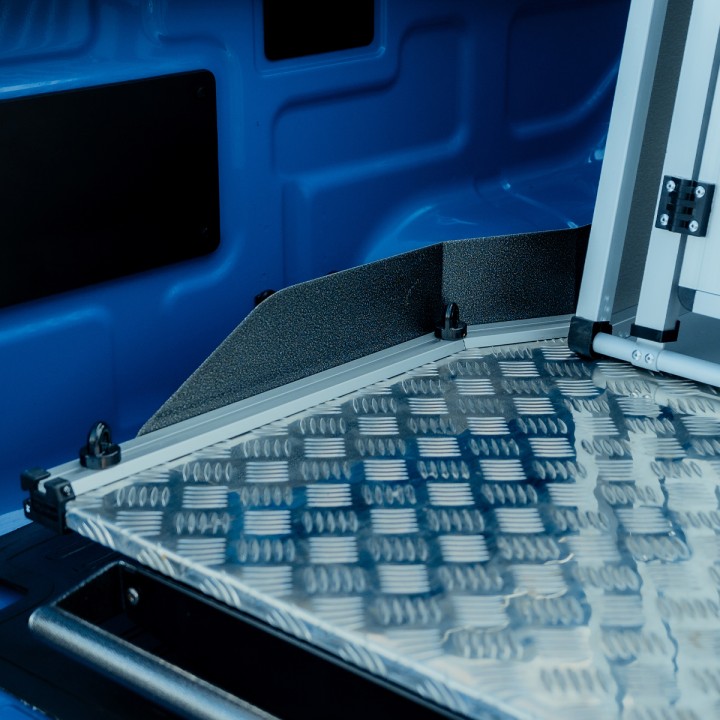 Sliding Bed Tray, ProTop Full-Width - Alloy, Volkswagen Amarok Double Cab 2023 - Present - EDK.ro