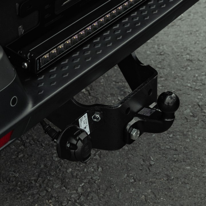 Cârlig de Remorcare Fix cu Flanșă Heavy Duty, Trux, Volkswagen Amarok Cabină Dublă 2023 - Prezent - EDK.ro