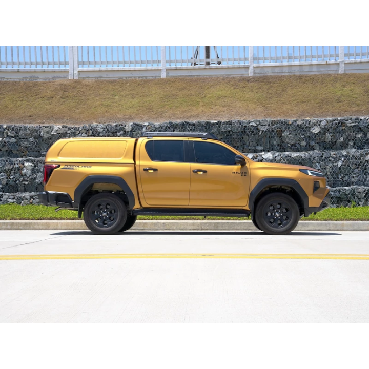 Închidere de Benă Tip Hardtop, Aeroklas Commercial, Toyota Hilux Cabină Dublă 2026 - Prezent - EDK.ro