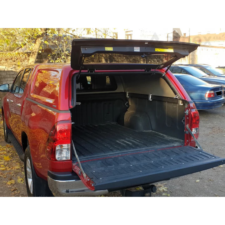 Închidere de Benă Tip Hardtop, Aeroklas Commercial, Toyota Hilux Cabină Dublă 2016 - 2026 - EDK.ro