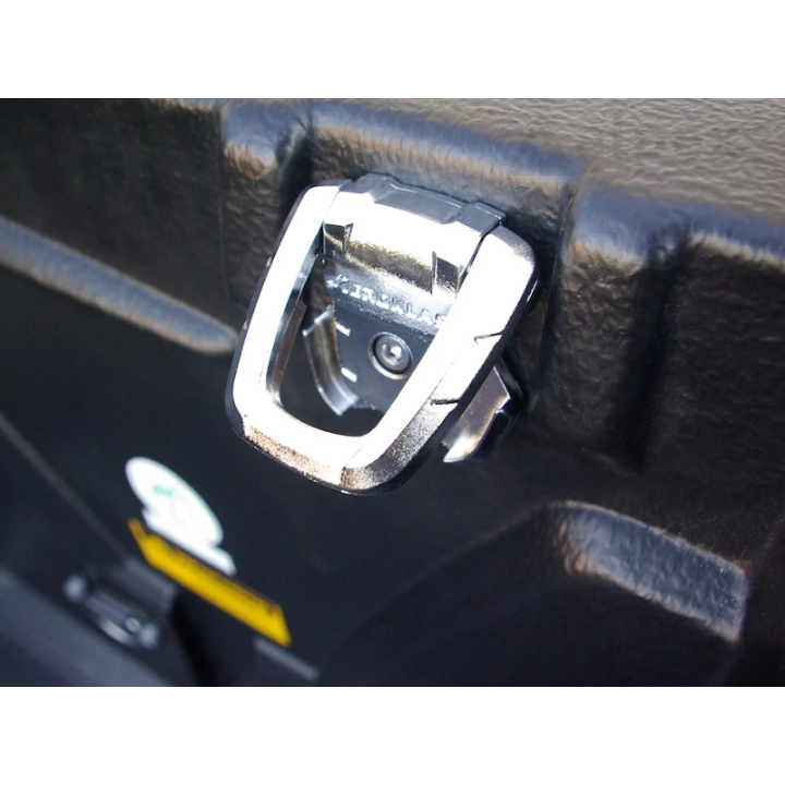 Capitonaj Pentru Benă cu Margine, Aeroklas 4 x Metal Cargo Hooks, Volkswagen Amarok Cabină Dublă 2010 - 2020 - EDK.ro