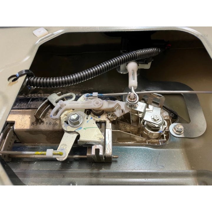 Kit de Închidere Centralizată cu Telecomandă Pentru Hayon Benă, HSP, Toyota Hilux Cabină Single 2020 - 2026 - EDK.ro