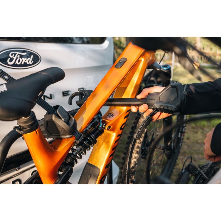 Suport pentru 2 Biciclete, Thule VeloSpace 3 cu Prindere pe Cârlig - EDK.ro