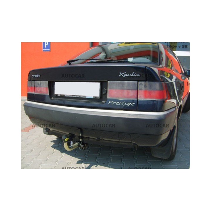 Cârlig de Remorcare, Auto-Hak, Sistem Demontabil Automat, Citroën Xantia 5 Uși 1993 - 2000 - EDK.ro