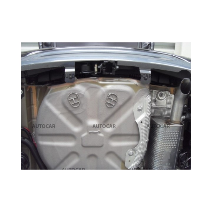 Cârlig de Remorcare, Auto-Hak, Sistem Demontabil Vertical, Citroën C3 Picasso 5 Uși 2009 - 2017 - EDK.ro