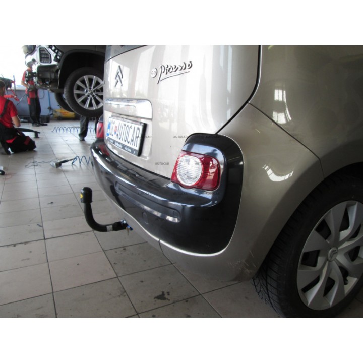 Cârlig de Remorcare, Auto-Hak, Sistem Demontabil Vertical, Citroën C3 Picasso 5 Uși 2009 - 2017 - EDK.ro