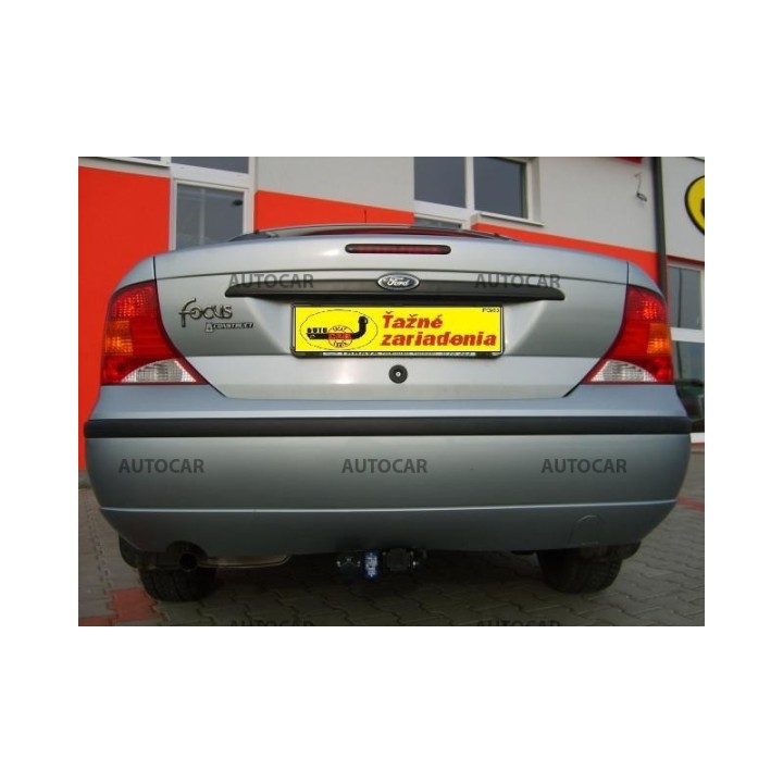 Cârlig de Remorcare, Auto-Hak, Sistem Demontabil Automat, Ford Focus 4 Uși 1998 - 2005 - EDK.ro