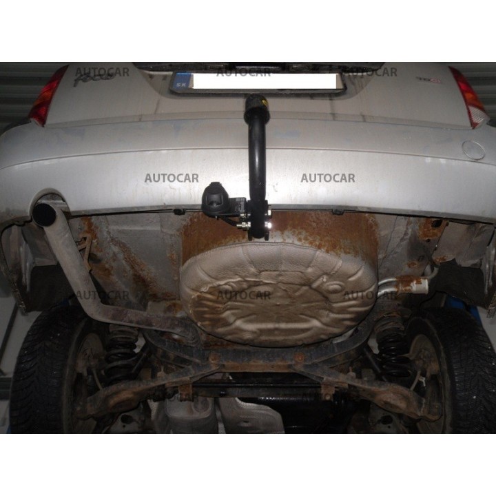 Cârlig de Remorcare, Auto-Hak, Sistem Semi-Demontabil, Ford Focus Combi 1998 - 2005 - EDK.ro
