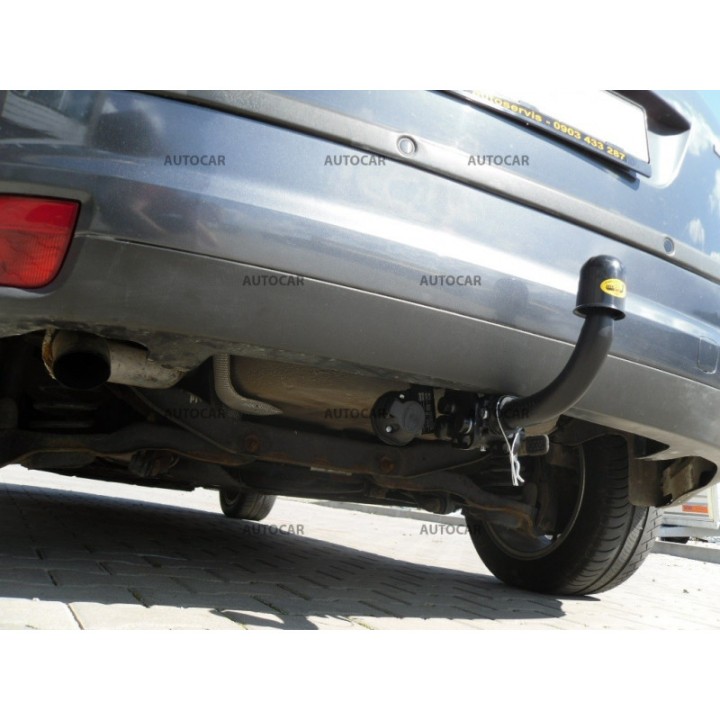 Cârlig de Remorcare, Auto-Hak, Sistem Demontabil Automat, Ford Focus 3/5 Uși 2004 - 2011 - EDK.ro