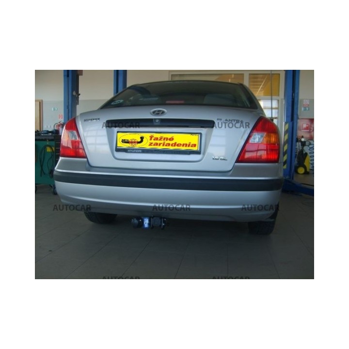 Cârlig de Remorcare, Auto-Hak, Sistem Demontabil Automat, Hyundai Elantra 5 Uși 2000 - 2010 - EDK.ro