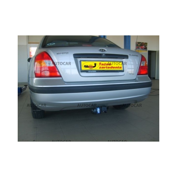Cârlig de Remorcare, Auto-Hak, Sistem Demontabil Automat, Hyundai Elantra 5 Uși 2000 - 2010 - EDK.ro