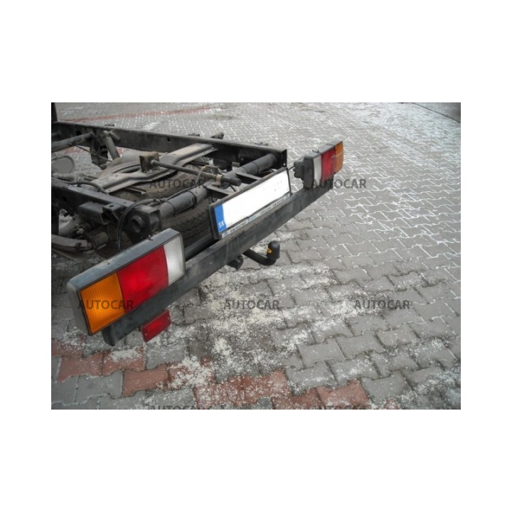 Cârlig de Remorcare, Auto-Hak, Sistem Semi-Demontabil, Hyundai H1 Platformă 2001 - Prezent - EDK.ro