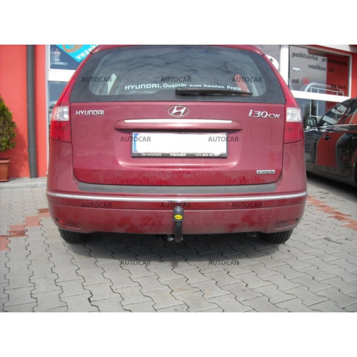 Cârlig de Remorcare, Auto-Hak, Sistem Semi-Demontabil, Hyundai i30 Combi 2008 - 2010 - EDK.ro