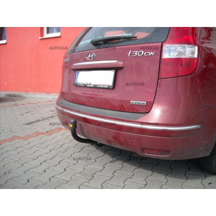 Cârlig de Remorcare, Auto-Hak, Sistem Semi-Demontabil, Hyundai i30 Combi 2008 - 2010 - EDK.ro