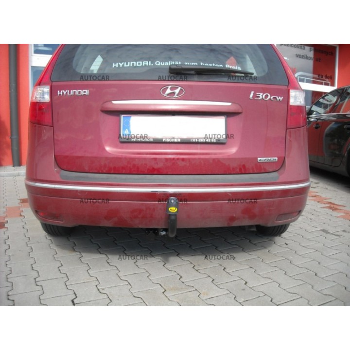 Cârlig de Remorcare, Auto-Hak, Sistem Semi-Demontabil, Hyundai i30 Combi 2008 - 2010 - EDK.ro