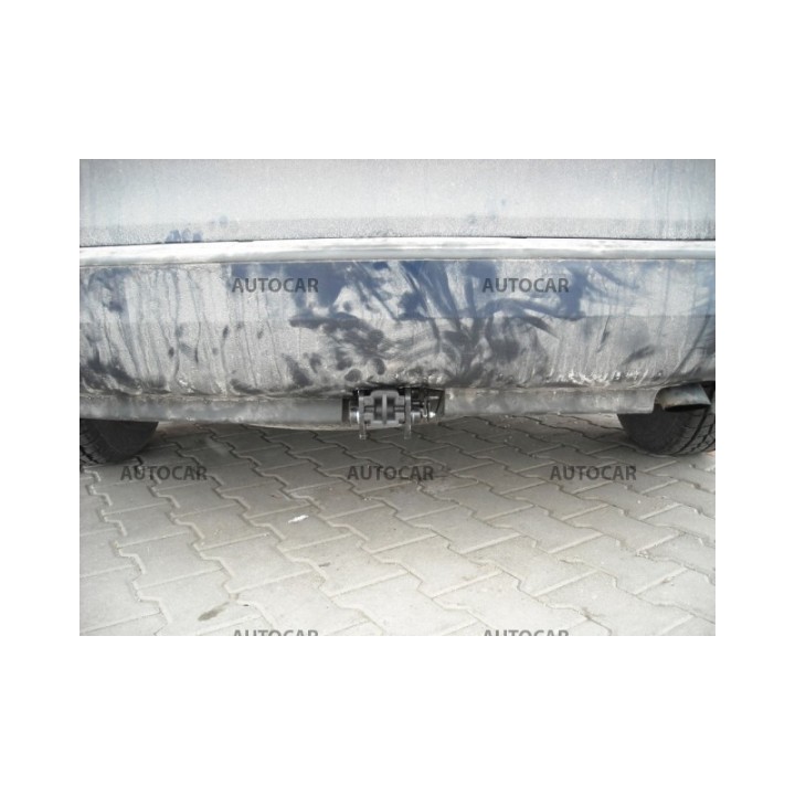 Cârlig de Remorcare, Auto-Hak, Sistem Demontabil Automat, Kia Carnival Van 2006 - Prezent - EDK.ro