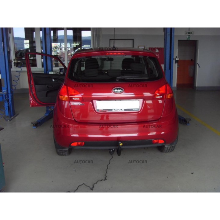 Cârlig de Remorcare, Auto-Hak, Sistem Demontabil Vertical, Kia Venga 2009 - Prezent - EDK.ro