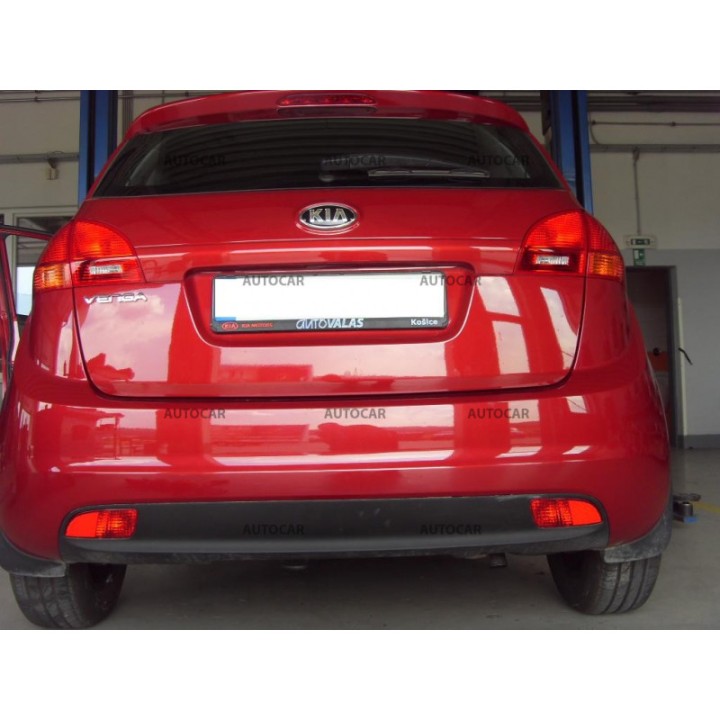 Cârlig de Remorcare, Auto-Hak, Sistem Demontabil Vertical, Kia Venga 2009 - Prezent - EDK.ro