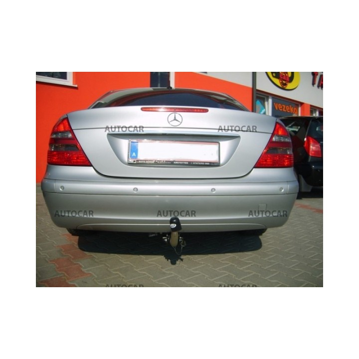 Cârlig de Remorcare, Auto-Hak, Sistem Demontabil Automat, Mercedes-Benz E-Class 4 Uși 2002 - 2009 - EDK.ro