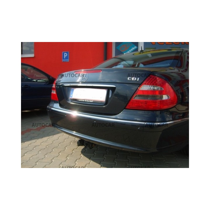 Cârlig de Remorcare, Auto-Hak, Sistem Demontabil Automat, Mercedes-Benz E-Class 4 Uși 2002 - 2009 - EDK.ro