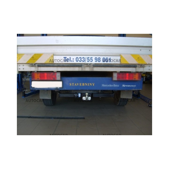 Cârlig de Remorcare, Auto-Hak, Sistem Semi-Demontabil, Mercedes-Benz Sprinter Platformă Roți Simple 1995 - 2006 - EDK.ro