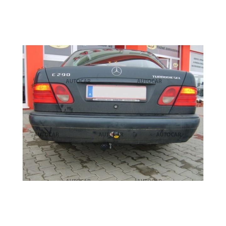 Cârlig de Remorcare, Auto-Hak, Sistem Semi-Demontabil, Mercedes-Benz E-Class 4 Uși 1995 - 2002 - EDK.ro