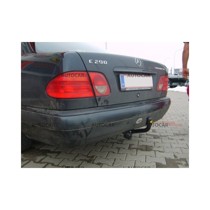 Cârlig de Remorcare, Auto-Hak, Sistem Semi-Demontabil, Mercedes-Benz E-Class 4 Uși 1995 - 2002 - EDK.ro