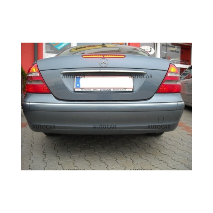 Cârlig de Remorcare, Auto-Hak, Sistem Demontabil Vertical, Mercedes-Benz E-Class 4 Uși 2002 - 2009 - EDK.ro