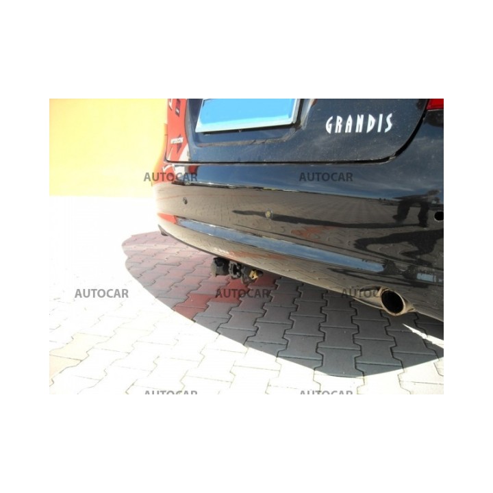Cârlig de Remorcare, Auto-Hak, Sistem Demontabil Automat, Mitsubishi Grandis 5 Uși 2004 - 2011 - EDK.ro