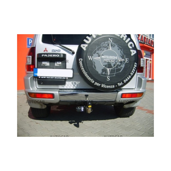 Cârlig de Remorcare, Auto-Hak, Sistem Demontabil Automat, Mitsubishi Pajero 5 Uși 2000 - 2006 - EDK.ro