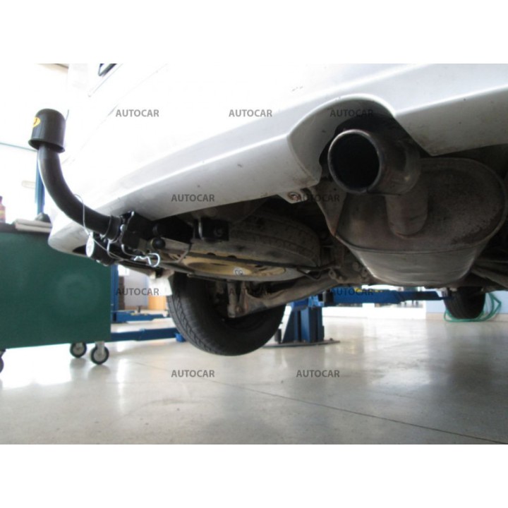 Cârlig de Remorcare, Auto-Hak, Sistem Semi-Demontabil, Mitsubishi Space Wagon 5 Uși 1998 - 2003 - EDK.ro