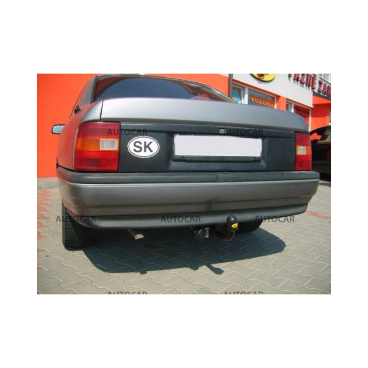 Cârlig de Remorcare, Auto-Hak, Sistem Semi-Demontabil, Opel Vectra 4 Uși 1988 - 1995 - EDK.ro