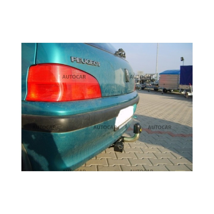 Cârlig de Remorcare, Auto-Hak, Sistem Demontabil Automat, Peugeot 106 3/5 Uși 1996 - 2003 - EDK.ro