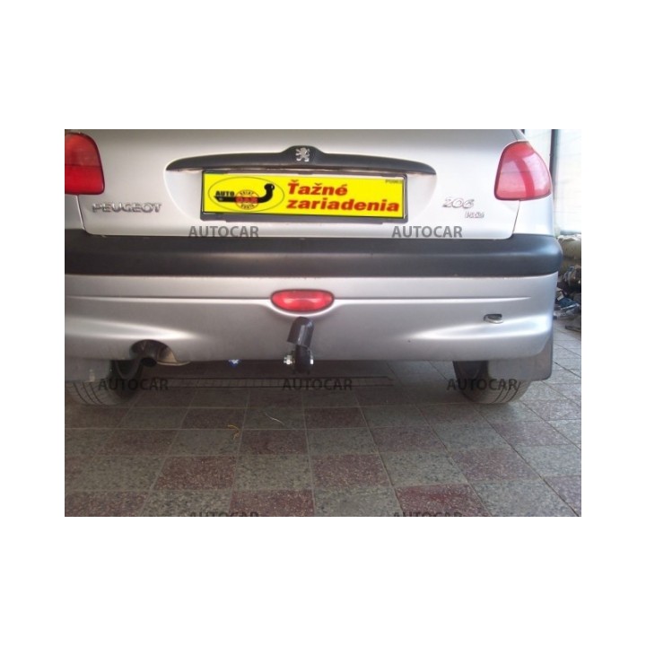 Cârlig de Remorcare, Auto-Hak, Sistem Semi-Demontabil, Peugeot 206 3/5 Uși 1998 - 2003 - EDK.ro