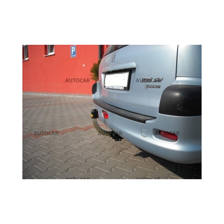Cârlig de Remorcare, Auto-Hak, Sistem Demontabil Automat, Peugeot 206 Combi 2002 - Prezent - EDK.ro