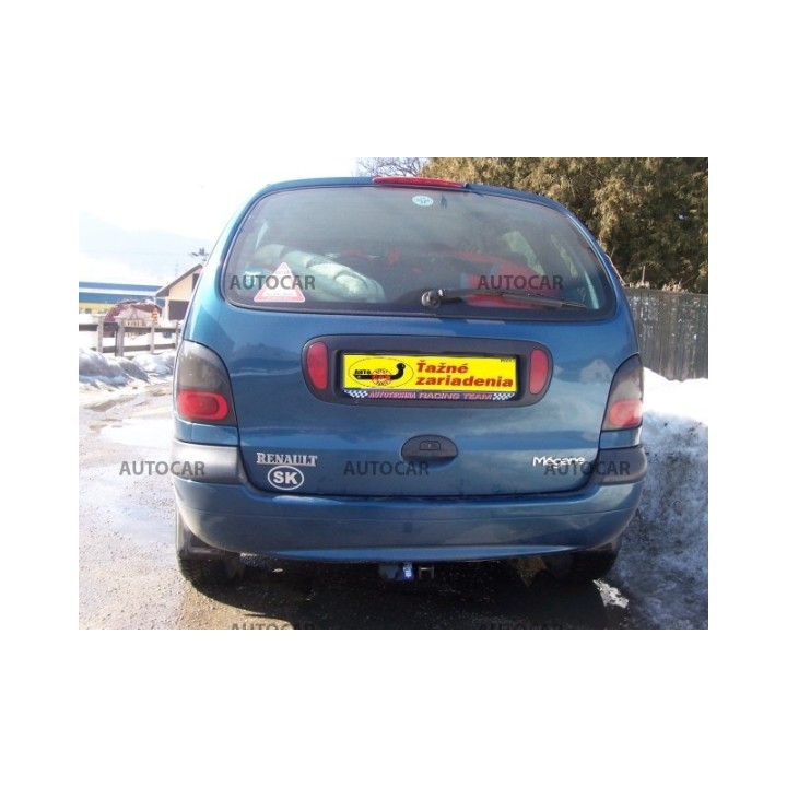 Cârlig de Remorcare, Auto-Hak, Sistem Semi-Demontabil, Renault Megane 5 Uși 1996 - 2003 - EDK.ro