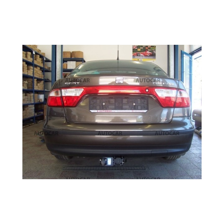 Cârlig de Remorcare, Auto-Hak, Sistem Demontabil Automat, Seat Toledo 4 Uși 1998 - 2004 - EDK.ro