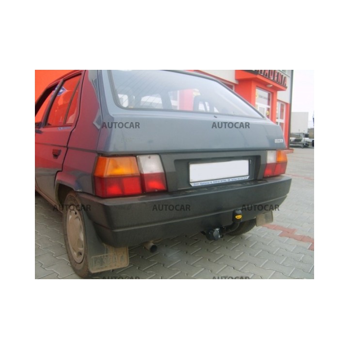 Cârlig de Remorcare, Auto-Hak, Sistem Semi-Demontabil, Škoda Favorit 1989 - 1994 - EDK.ro