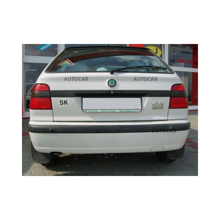 Cârlig de Remorcare, Auto-Hak, Sistem Demontabil Automat, Škoda Felicia 1994 - 2001 - EDK.ro