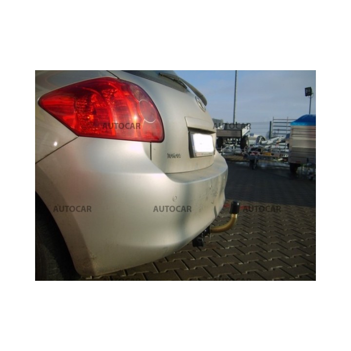 Cârlig de Remorcare, Auto-Hak, Sistem Demontabil Automat, Toyota Auris 3/5 Uși 2007 - 2012 - EDK.ro
