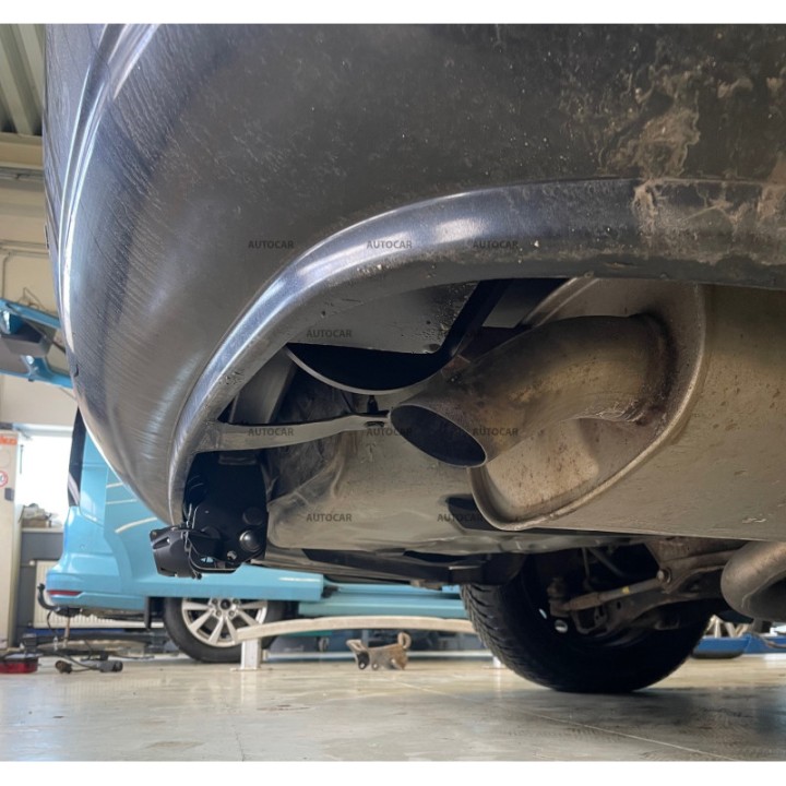 Cârlig de Remorcare, Auto-Hak, Sistem Demontabil Automat, Toyota Avensis 5 Uși 2003 - 2009 - EDK.ro