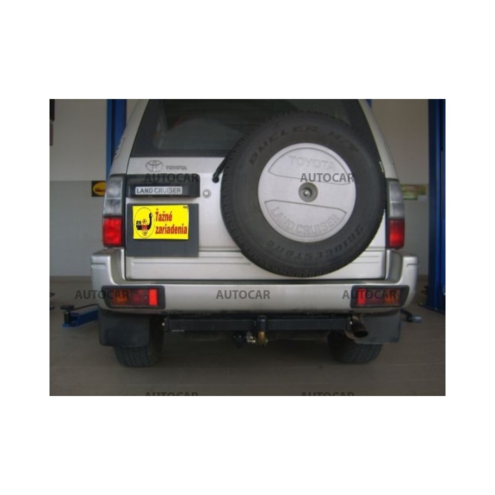 Cârlig de Remorcare, Auto-Hak, Sistem Semi-Demontabil, Toyota Land Cruiser 90 3 Uși 1996 - 2002 - EDK.ro