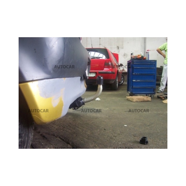 Cârlig de Remorcare, Auto-Hak, Sistem Demontabil Automat, Toyota Yaris 3/5 Uși 1999 - 2001 - EDK.ro