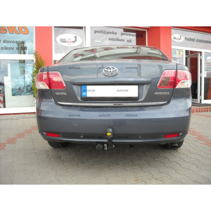 Cârlig de Remorcare, Auto-Hak, Sistem Semi-Demontabil, Toyota Avensis 5 Uși 2009 - Prezent - EDK.ro